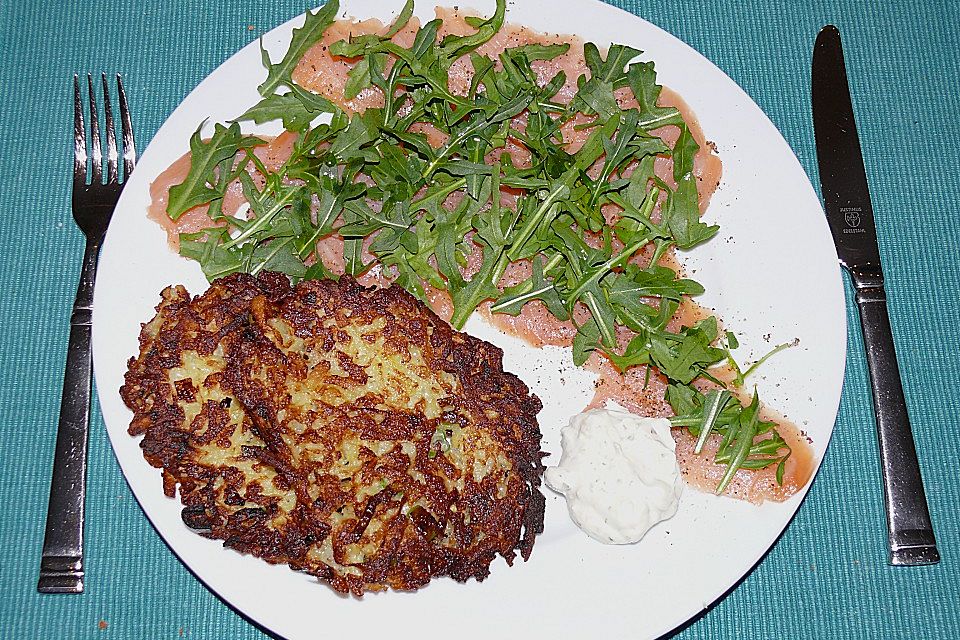 Schnittlauch - Rösti mit Räucherlachs