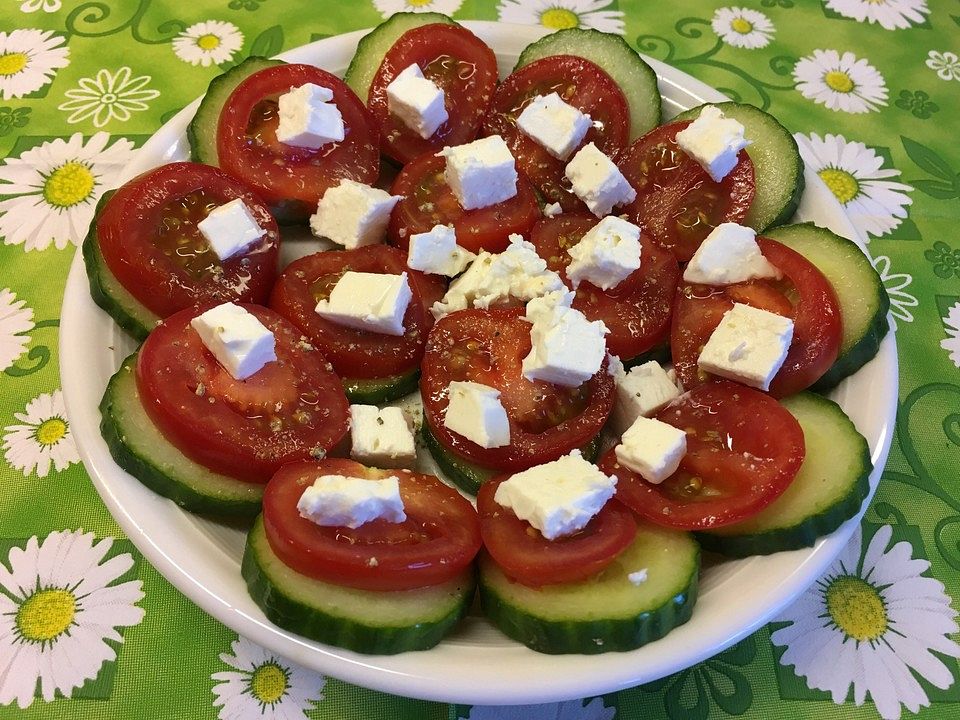 Tomaten - Gurken - Salat mit Schafskäse von problau | Chefkoch