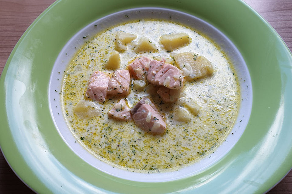 Finnische Lachssuppe