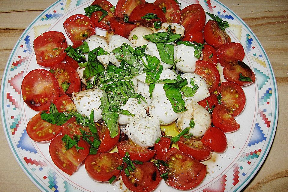 Mozzarella mit Tomaten