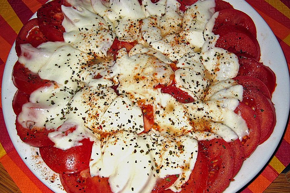 Mozzarella mit Tomaten