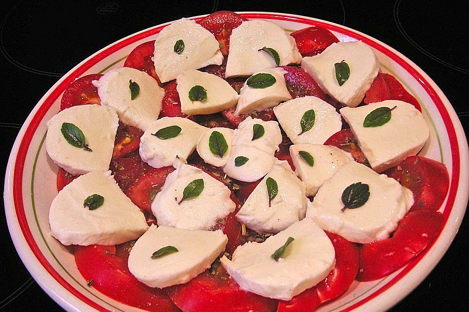 Mozzarella mit Tomaten