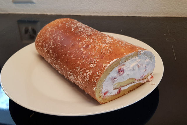 Erdbeerroulade von tinikuhl| Chefkoch