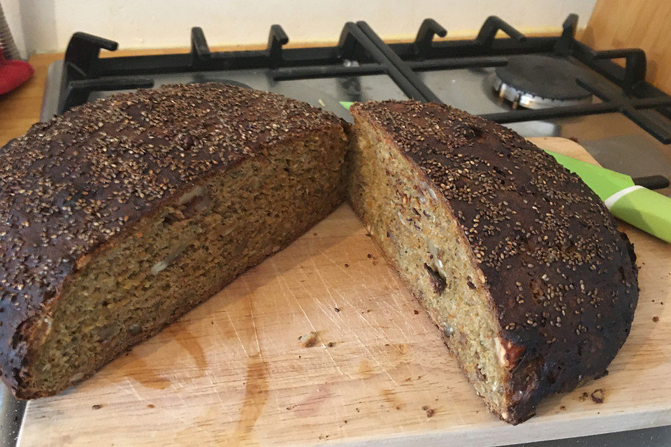 Möhren - Zucchini - Brot