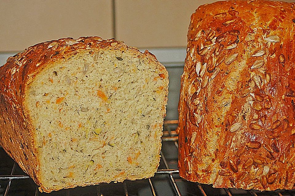 Möhren - Zucchini - Brot