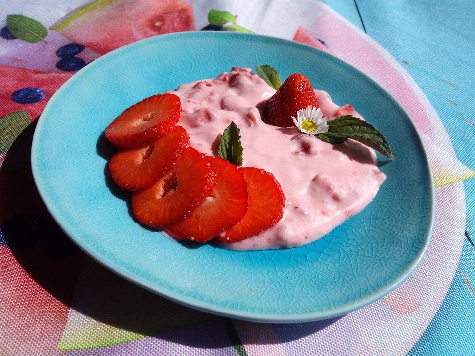 Erdbeer - Joghurt - Quark von Sunshine_93| Chefkoch