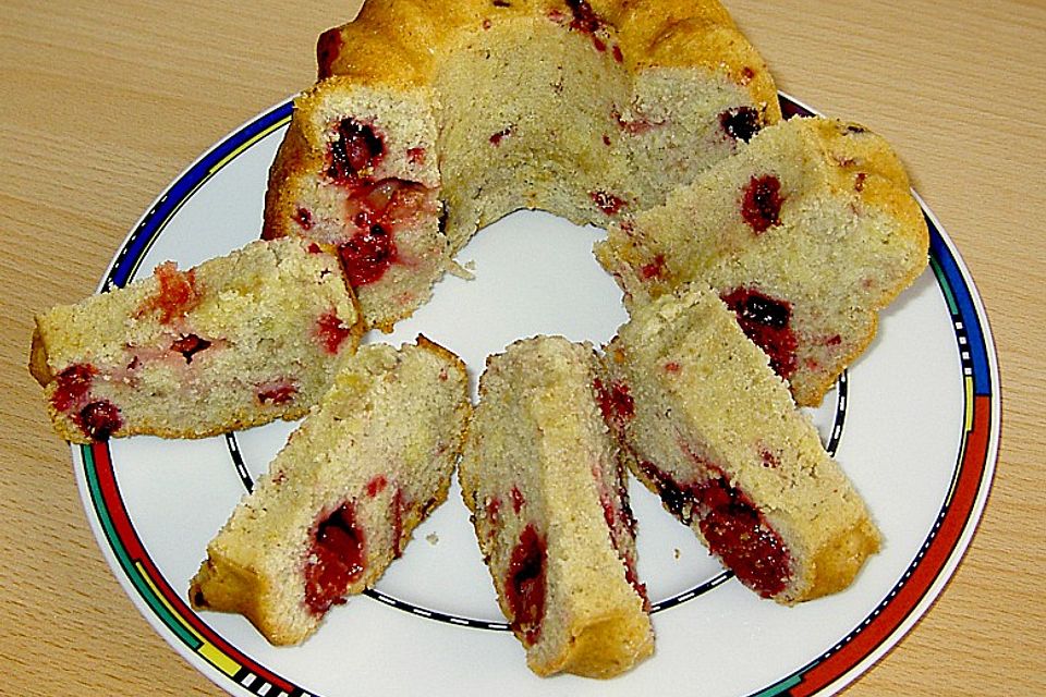 Beeren - Mix - Gugelhupf Beeren - Mix - Gugelhupf