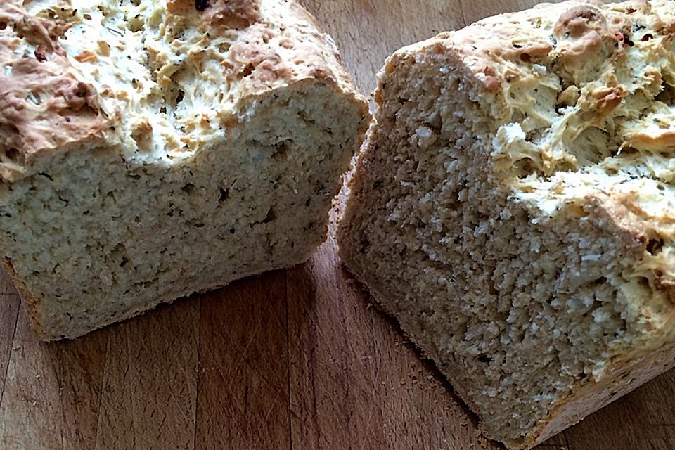 Frischkäsebrot mit Kräutern der Provence