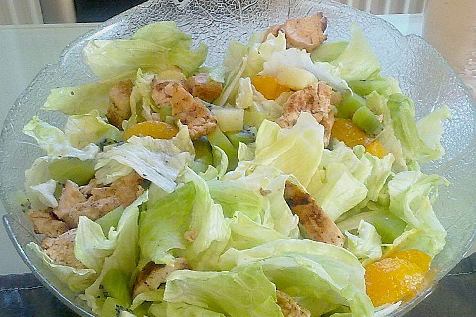 Fruchtiger Hähnchensalat Fruchtiger Hähnchensalat