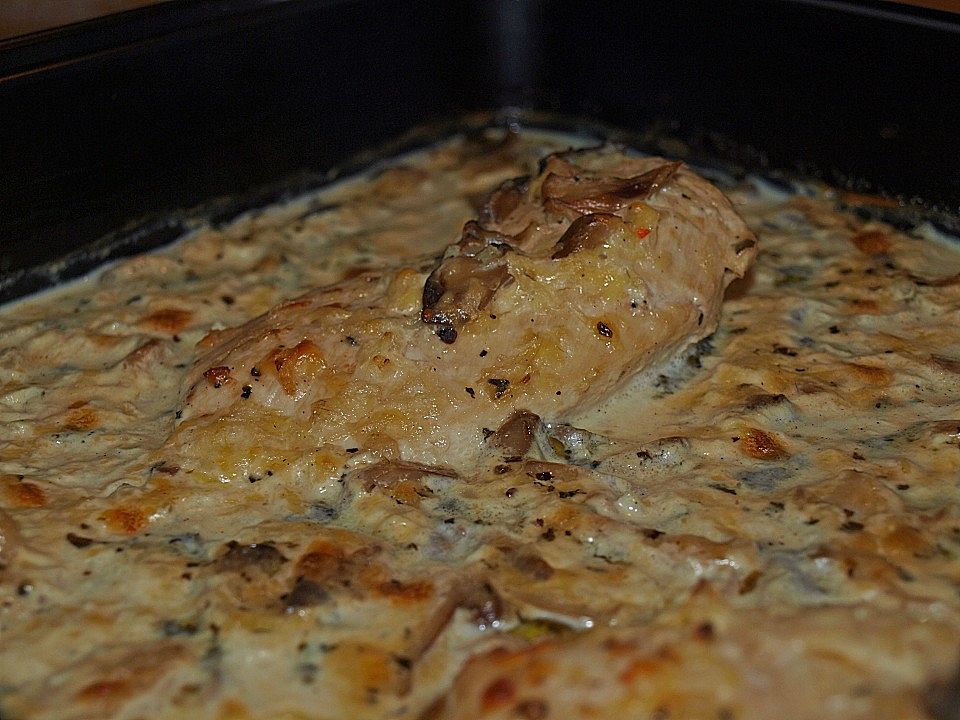 Gebackenes Hähnchen in Champignonsauce von miguan| Chefkoch