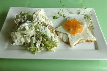 Lauwarmer Matschsalat mit Eiern