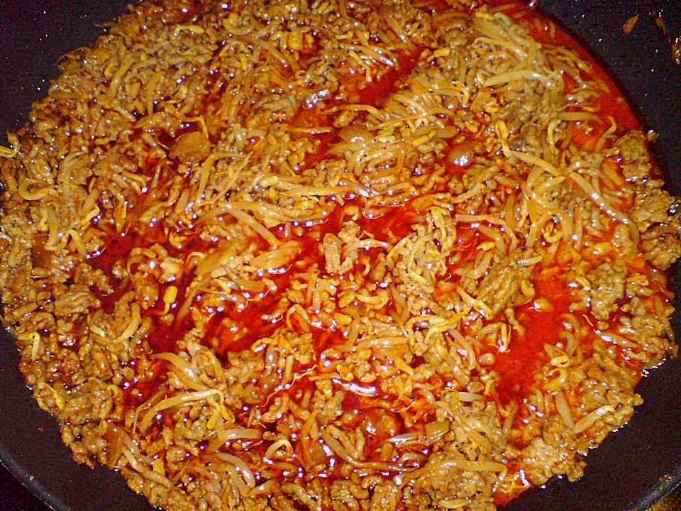 Sojabohnenkeimlinge mit Hackfleisch von jemsley Chefkoch