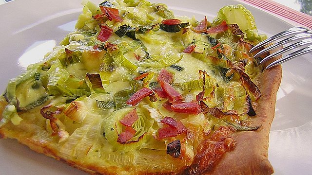 Lauchkuchen vom Blech von Sunwater Lauchkuchen vom Blech von Sunwater