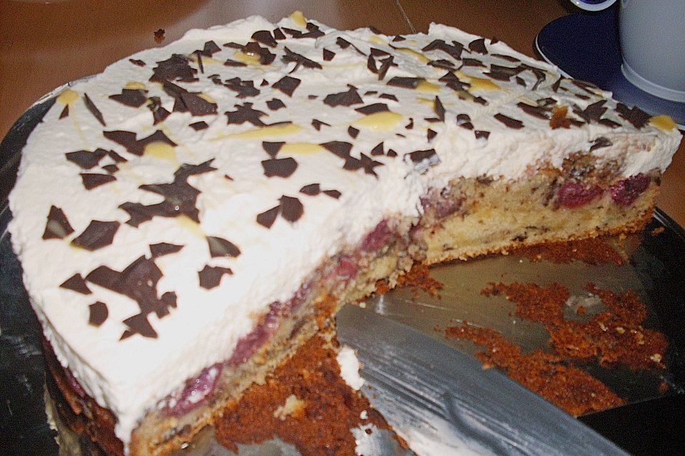 Kirsch - Eierlikör - Blechkuchen mit Schmand - Sahne