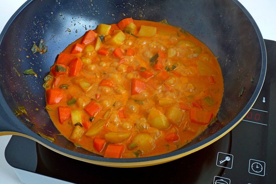 Möhren-Kartoffel-Kokos-Curry