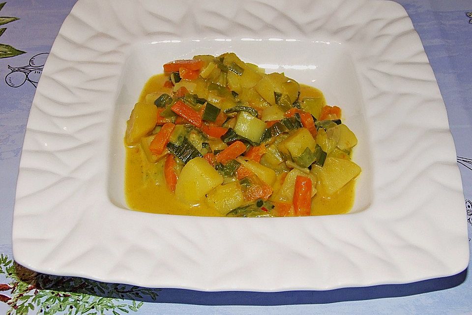 Möhren-Kartoffel-Kokos-Curry