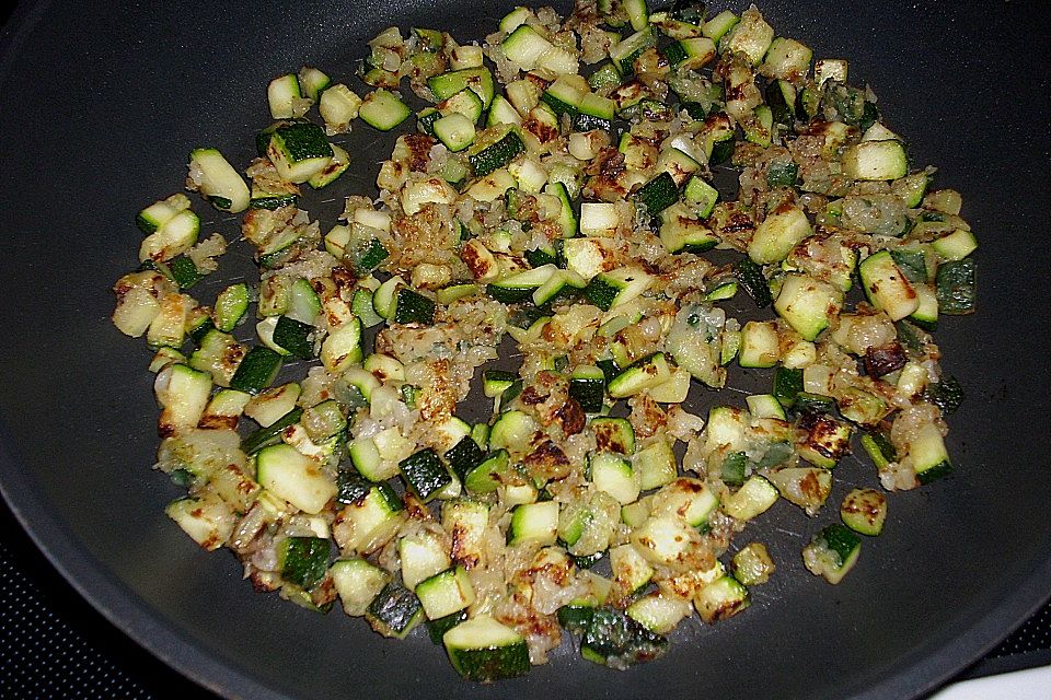 Gebratene Zucchini