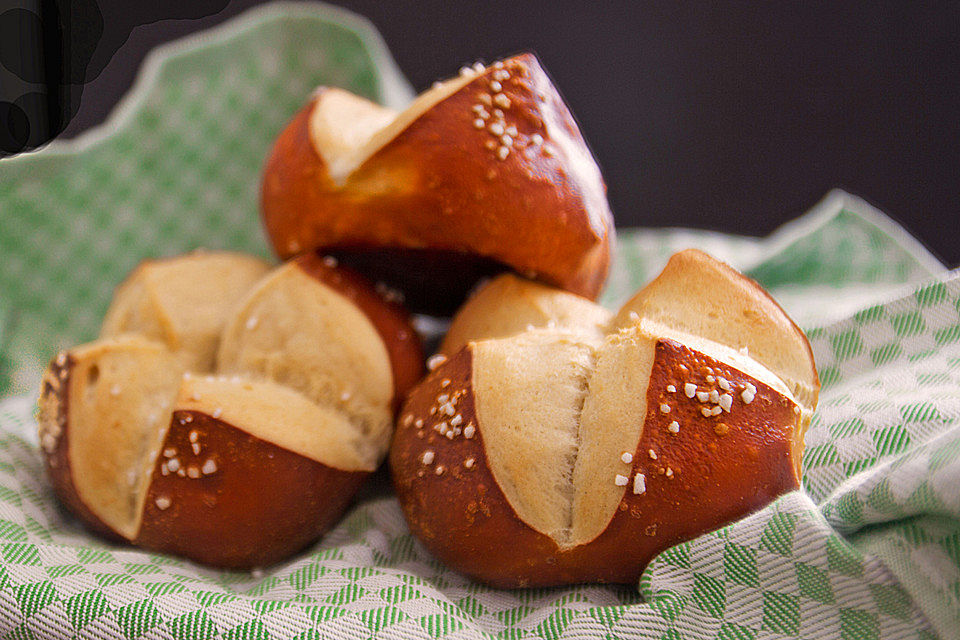 Laugenbrötchen Laugenbrötchen