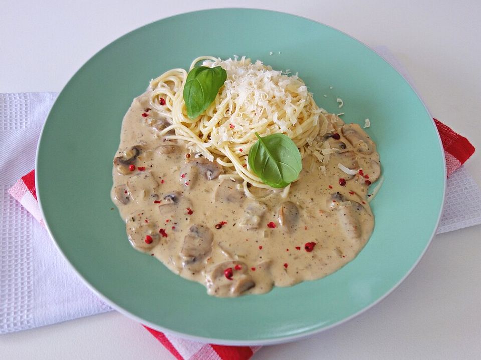 Spaghetti mit Pilz - Sahne - Soße von Shadowstar| Chefkoch