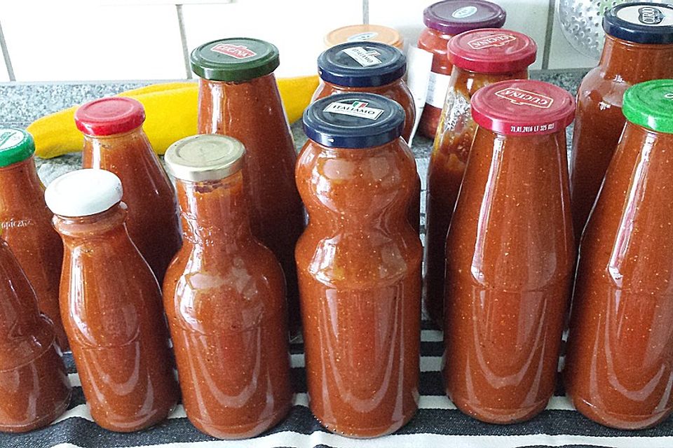 Hot Zucchini-Salsa Hot Zucchini-Salsa