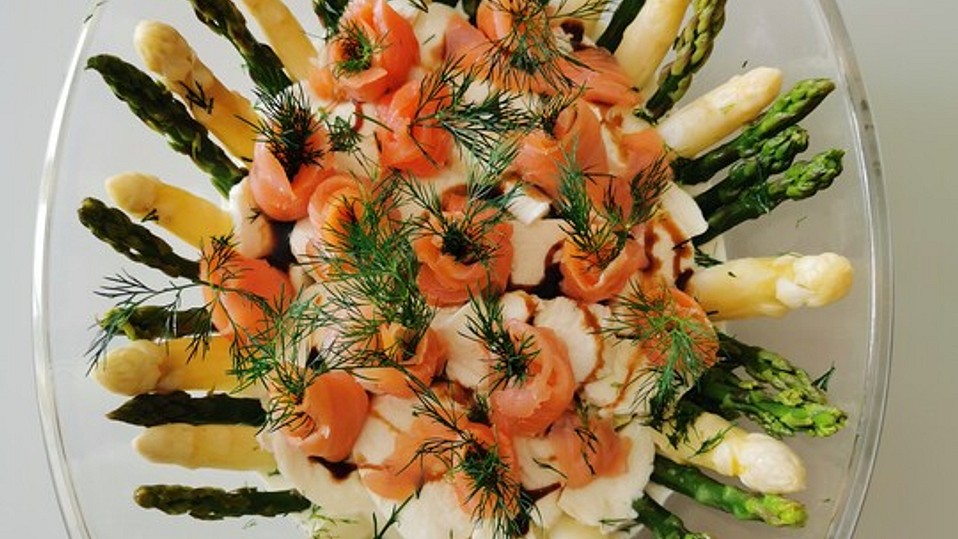 Spargel - Salat mit Räucherlachs und rosa Pfeffer von Hexchen0103