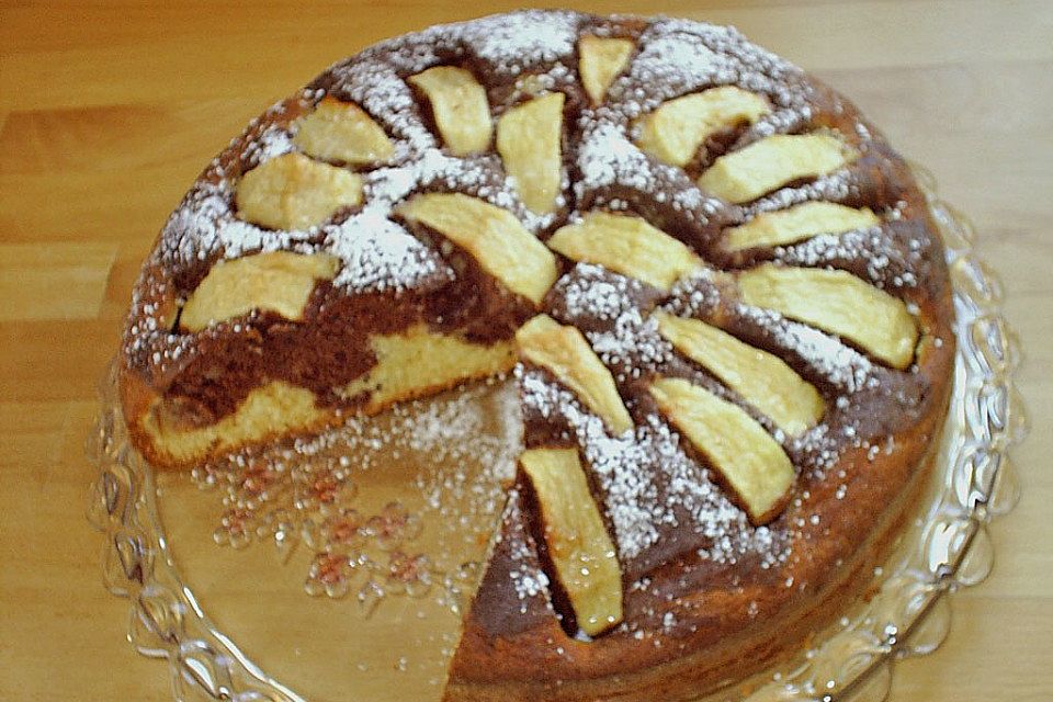 Apfel - Marzipan - Kuchen