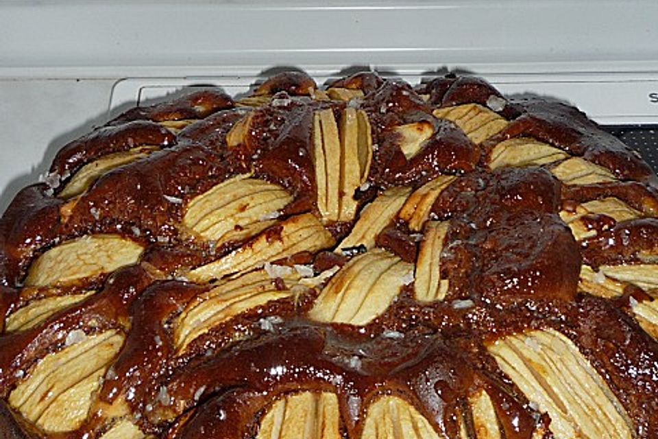 Apfel - Marzipan - Kuchen