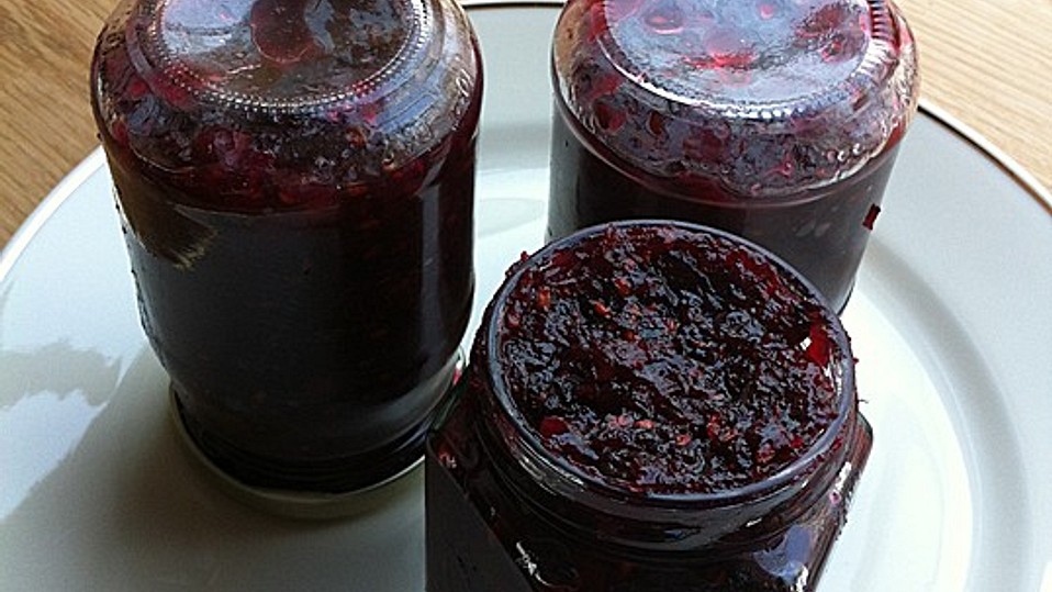 Marmelade aus Felsenbirnen Marmelade aus Felsenbirnen