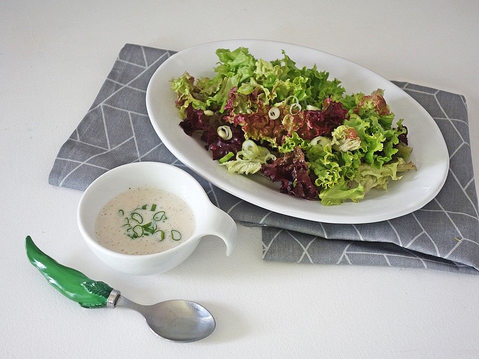 Leichtes Knoblauch - Salatdressing von Fips01| Chefkoch