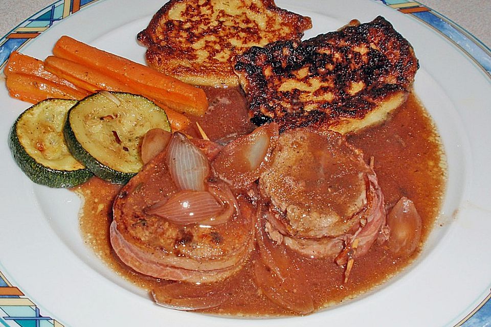 Schweinemedaillons mit Schalotten-Balsamico-Sauce