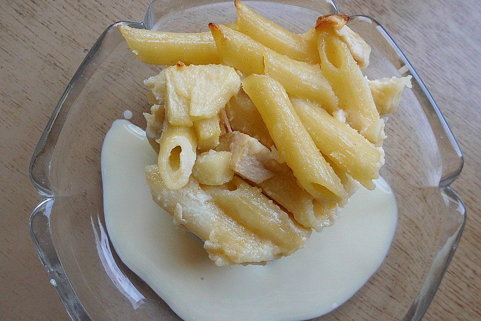 Süßer Nudel - Apfel - Auflauf