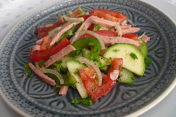 Zucchini - Tomaten - Paprika - Salat
