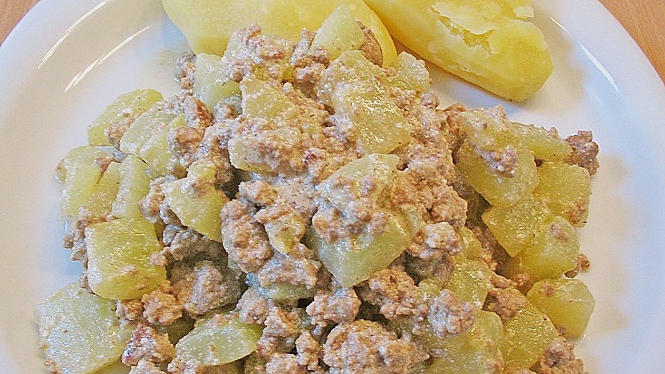 Schmorgurken Mit Hackfleisch Und Kartoffeln Von Snakebite Chefkoch