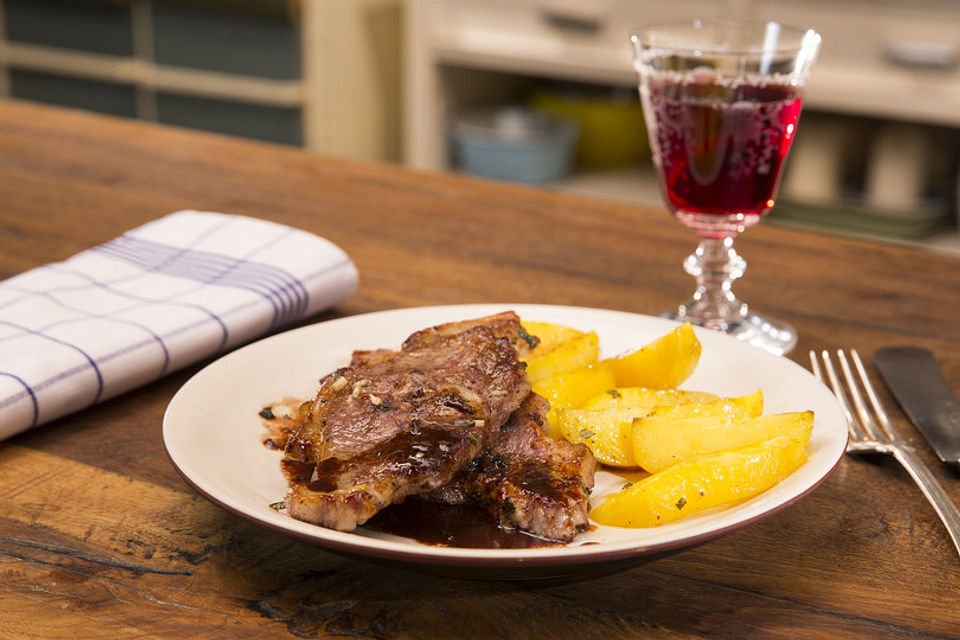 Lammkoteletts in Balsamico - Honig