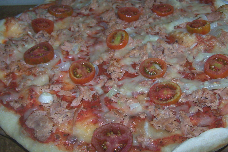 Pizza Tonno Pizza Tonno