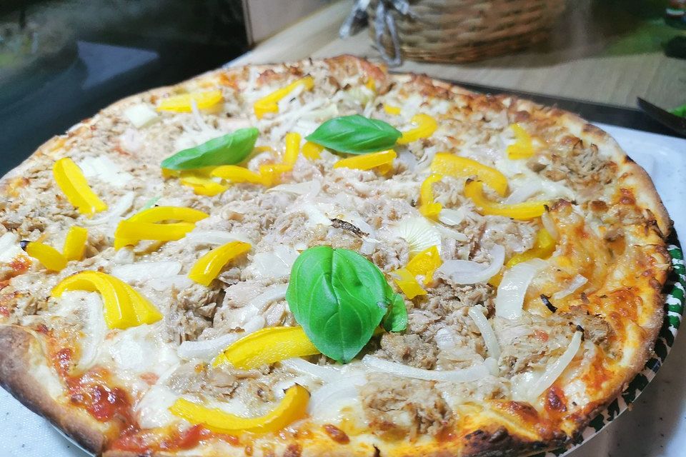 Pizza Tonno Pizza Tonno