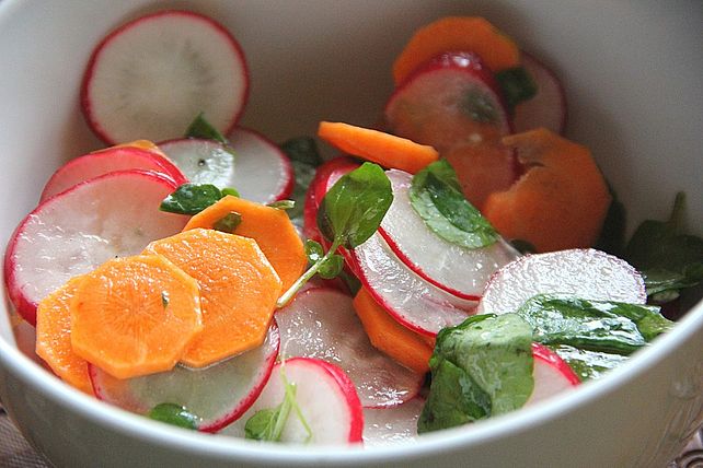 Brunnenkresse – Salat mit Möhren von Hoernchen86| Chefkoch
