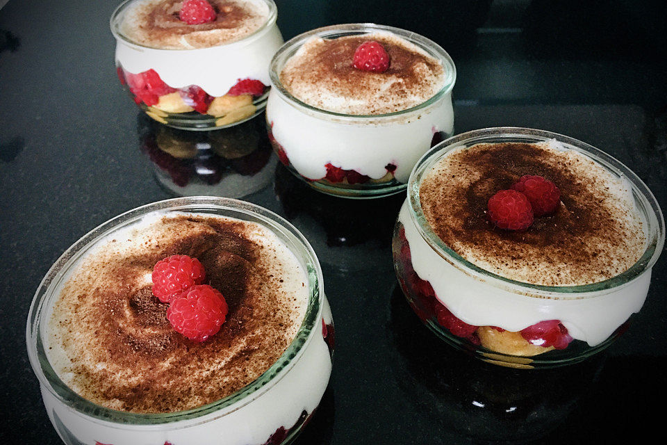 Erfrischendes Himbeer - Tiramisu