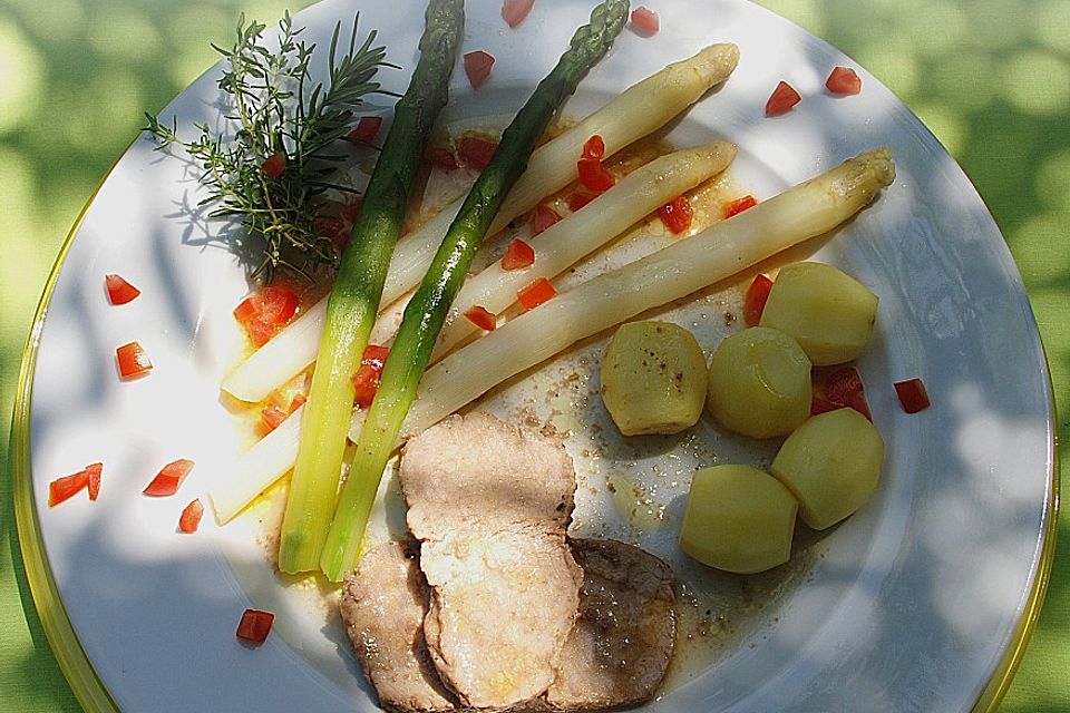 Kalbsrücken 80 Grad mit Spargel und Frühkartoffeln