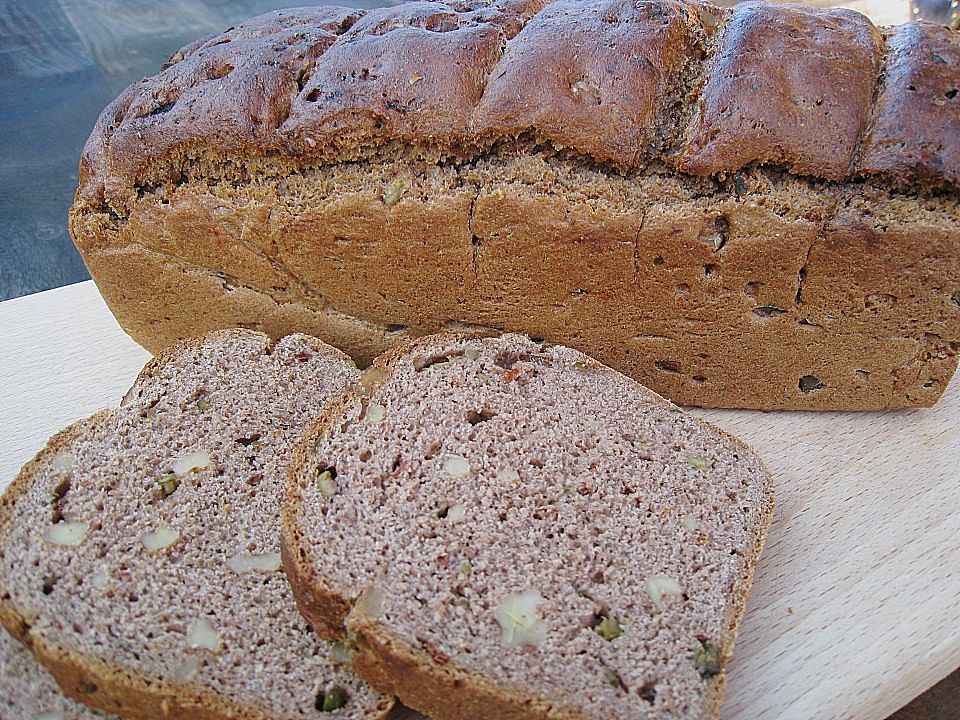 Käferblaus Oliven - Walnuss - Brot von Käferblau| Chefkoch