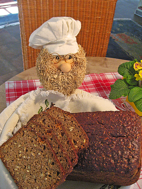Ostfriesisches Schwarzbrot von Friesin | Chefkoch Ostfriesisches Schwarzbrot von Friesin | Chefkoch
