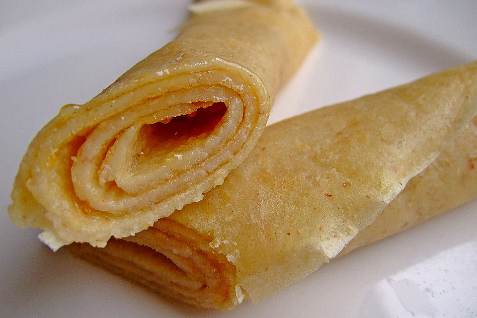 Helle Crêpes mit Weizenmehl