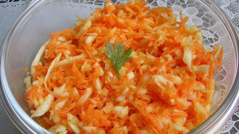 Möhren - Weißkraut - Salat