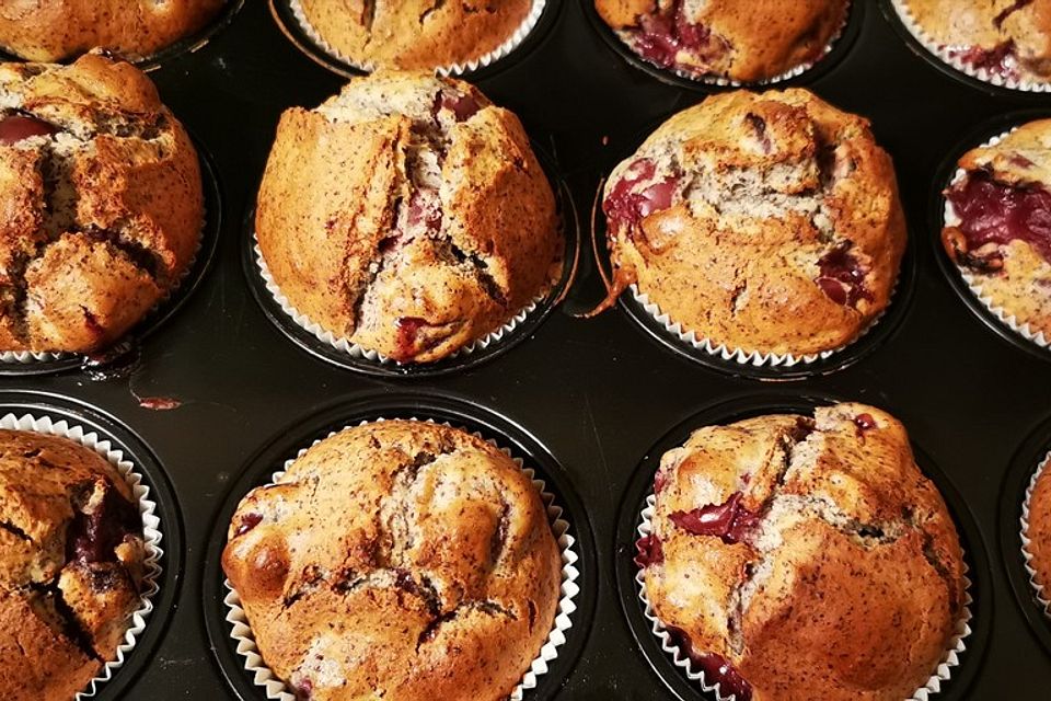 Mohn - Kirsch - Muffins