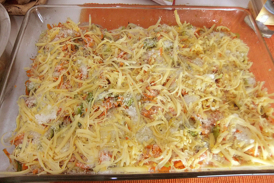 Wunderbare Spitzkohl-Möhren-Lasagne mit Salbei und Muskat