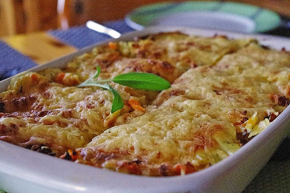 Wunderbare Spitzkohl-Möhren-Lasagne mit Salbei und Muskat