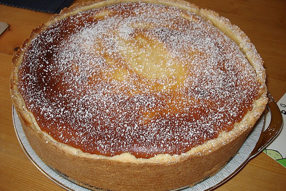 Käsekuchen mit Vanille und Limette