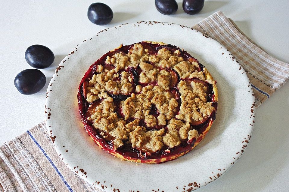 Pflaumenkuchen mit Streusel