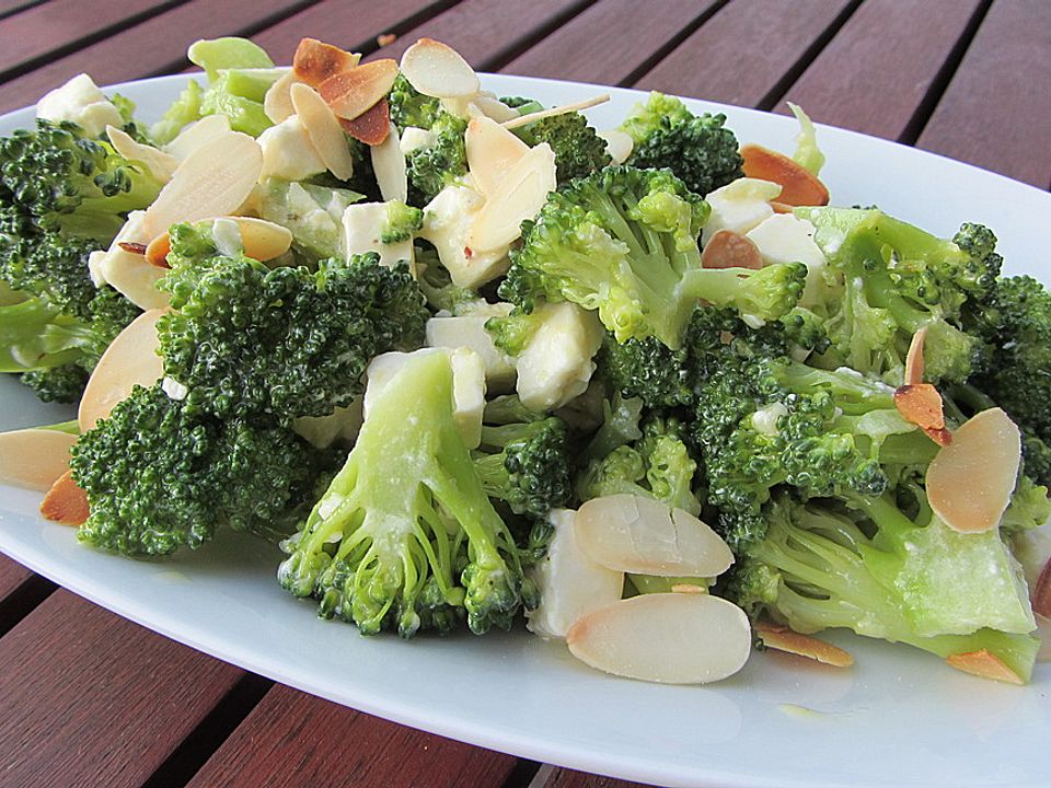 Brokkoli - Feta - Salat von gizela| Chefkoch