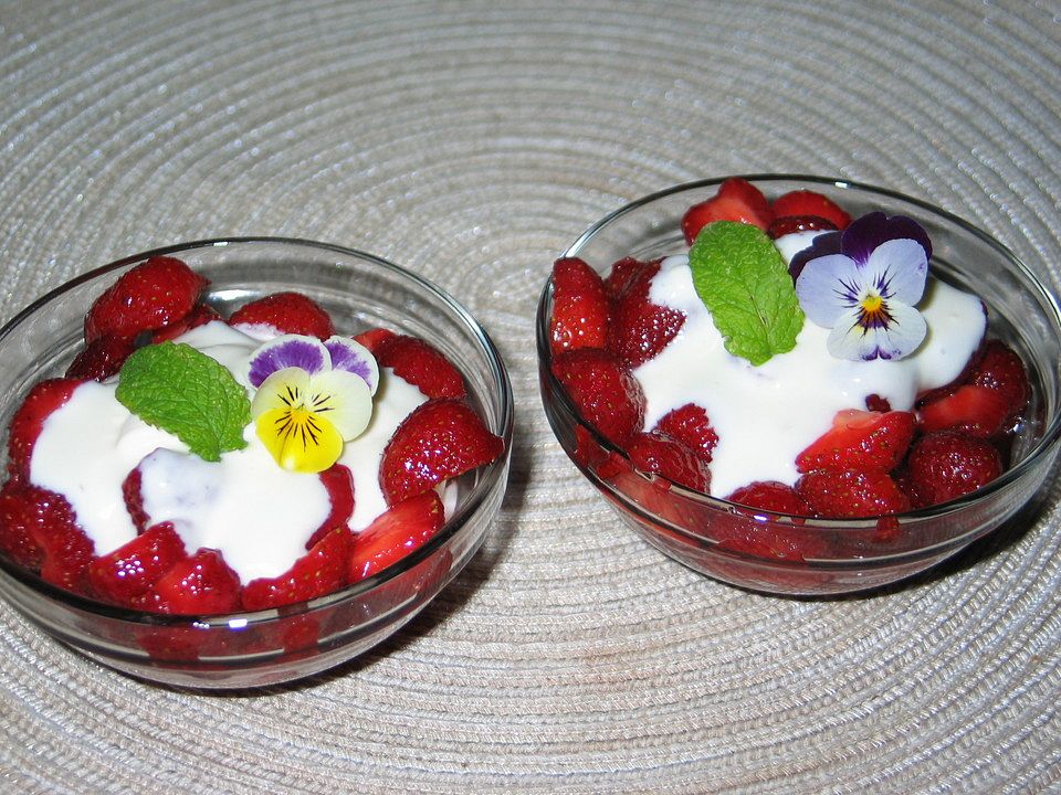 Erdbeersalat mit Mascarponecreme von ginchen03| Chefkoch